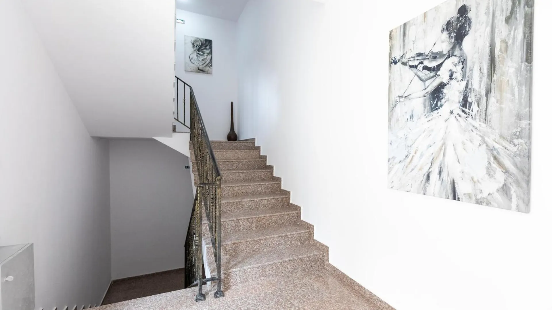 Didi'S Central Designer Apartments Sofia